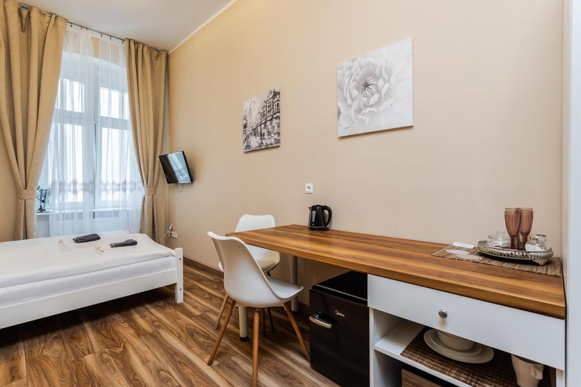 Functional And Comfortable Very Berry Studios In Poznan By Noclegi Renters Exterior photo