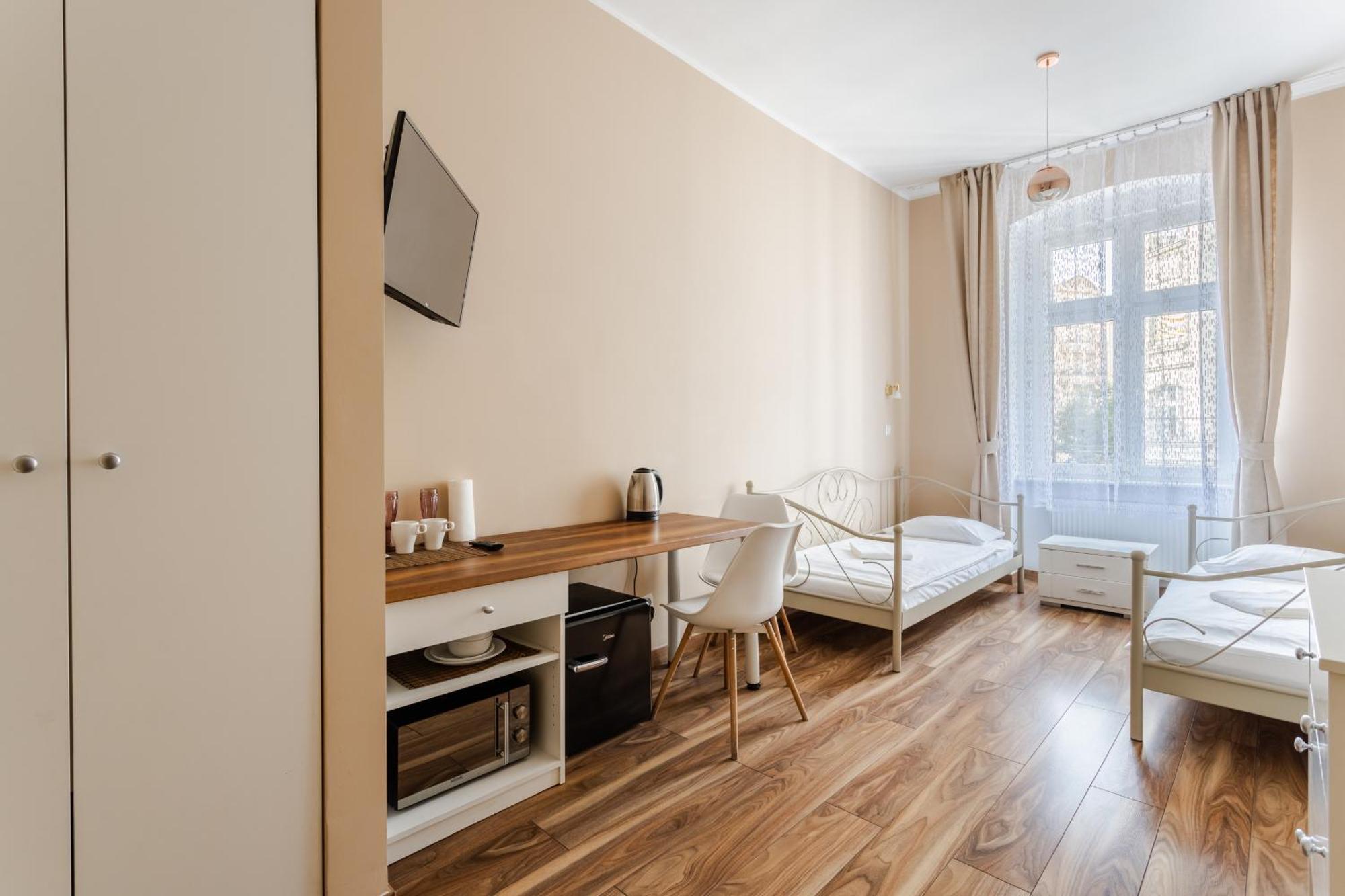 Functional And Comfortable Very Berry Studios In Poznan By Noclegi Renters Exterior photo