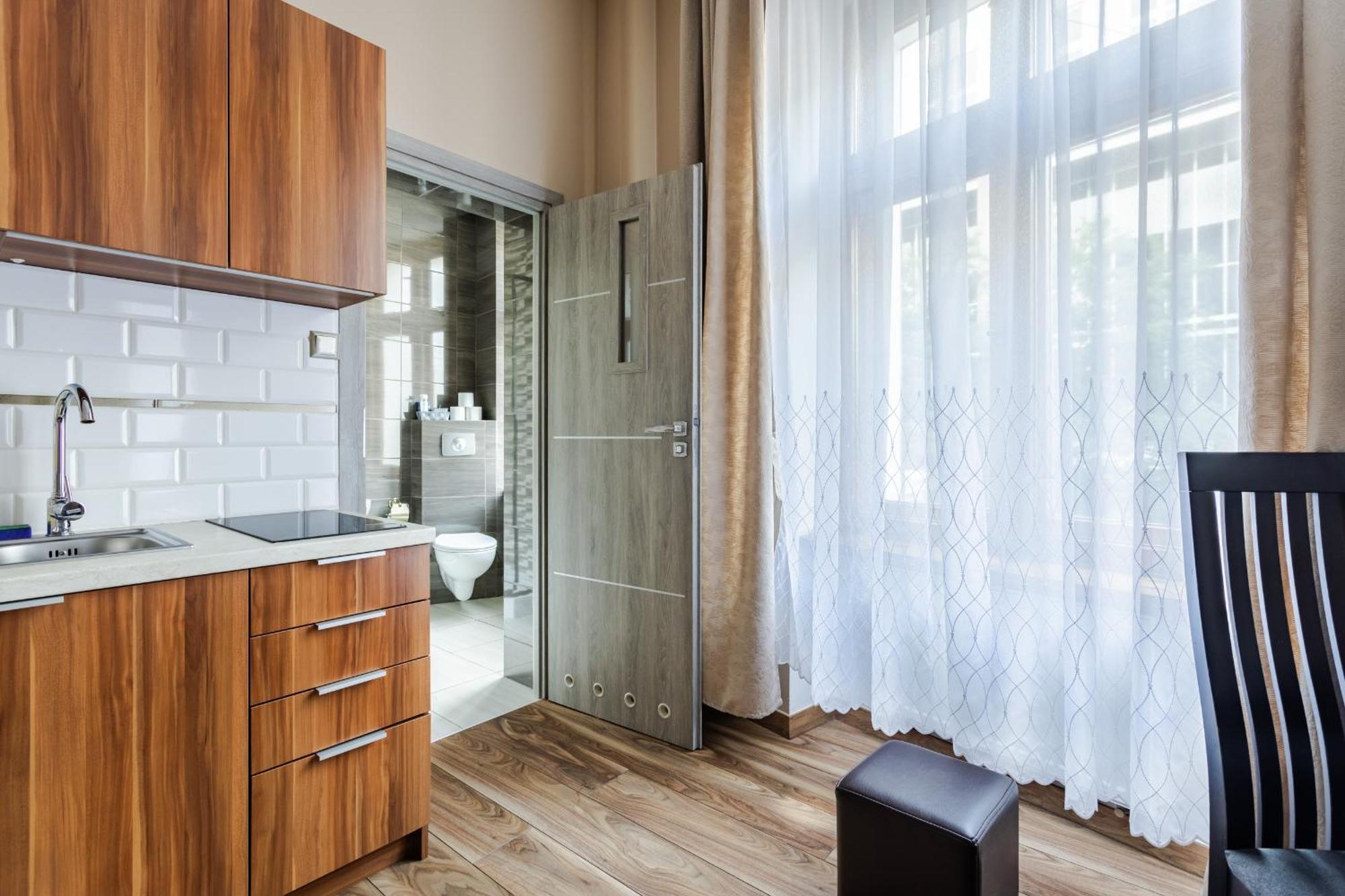 Functional And Comfortable Very Berry Studios In Poznan By Noclegi Renters Exterior photo