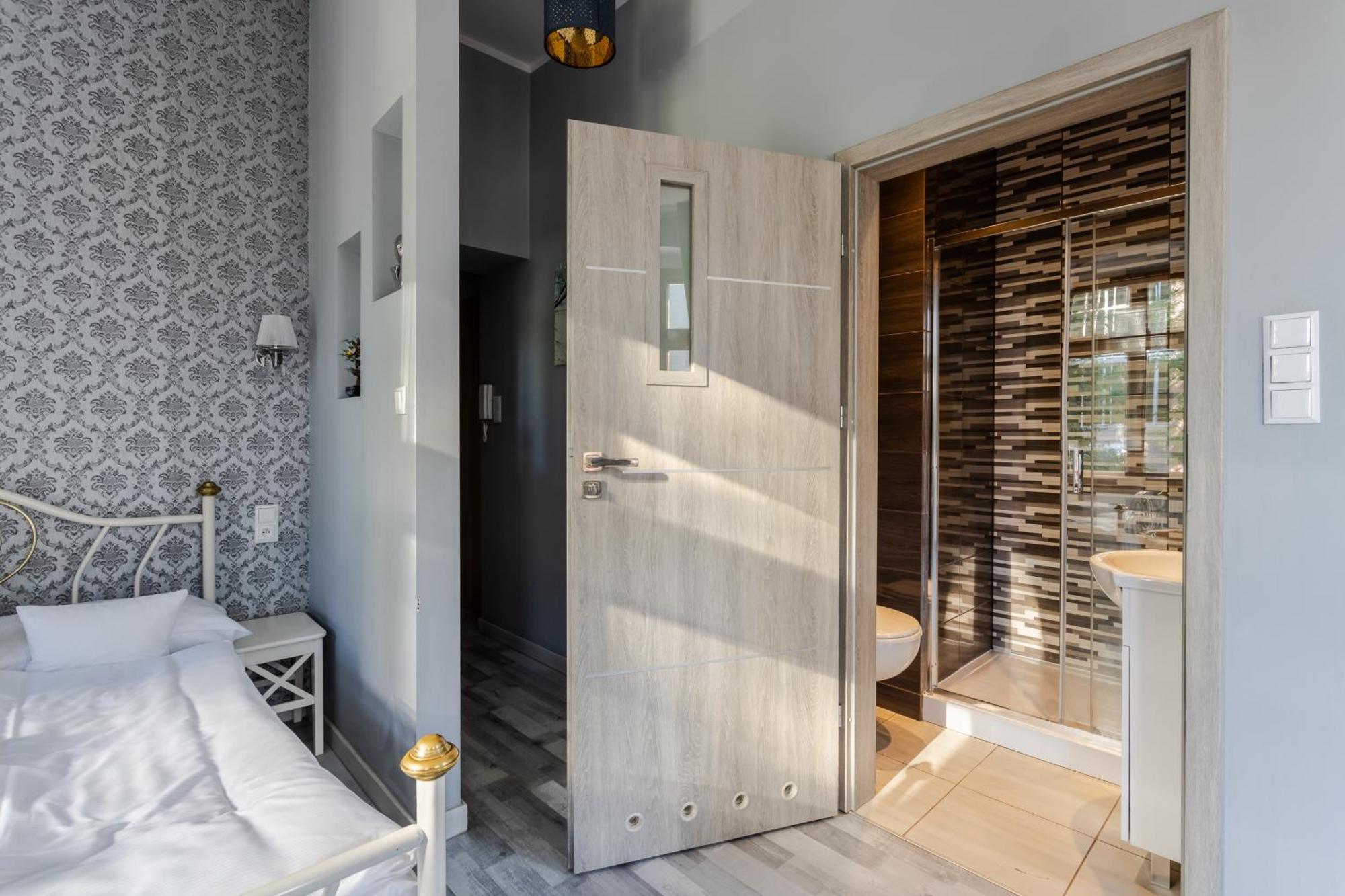Functional And Comfortable Very Berry Studios In Poznan By Noclegi Renters Exterior photo